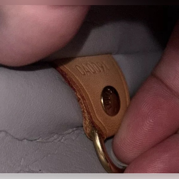 Sale ~ Louis Vuitton Houston, Custom - 100% Authentic - Picture 9 of 10